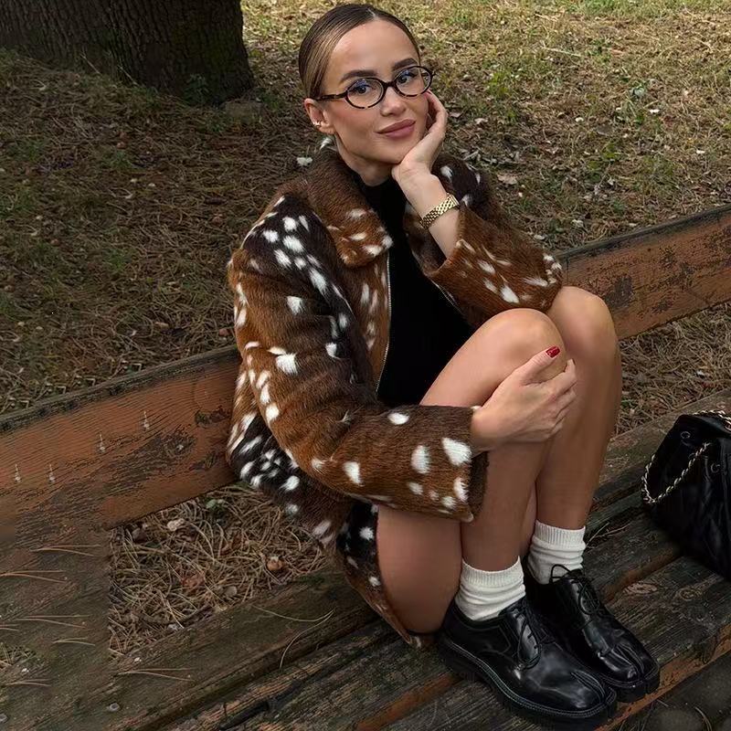 BambiJacke mit Kragen, Vorderansicht